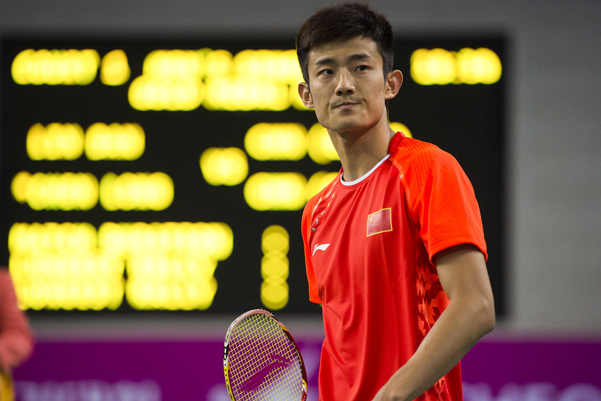 中国羽毛球队轻取丹麦羽毛球队，谌龙一己之力扛起全队