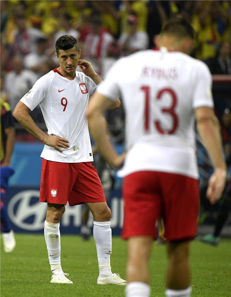 英格兰队逆转波兰队，马龙关键制胜