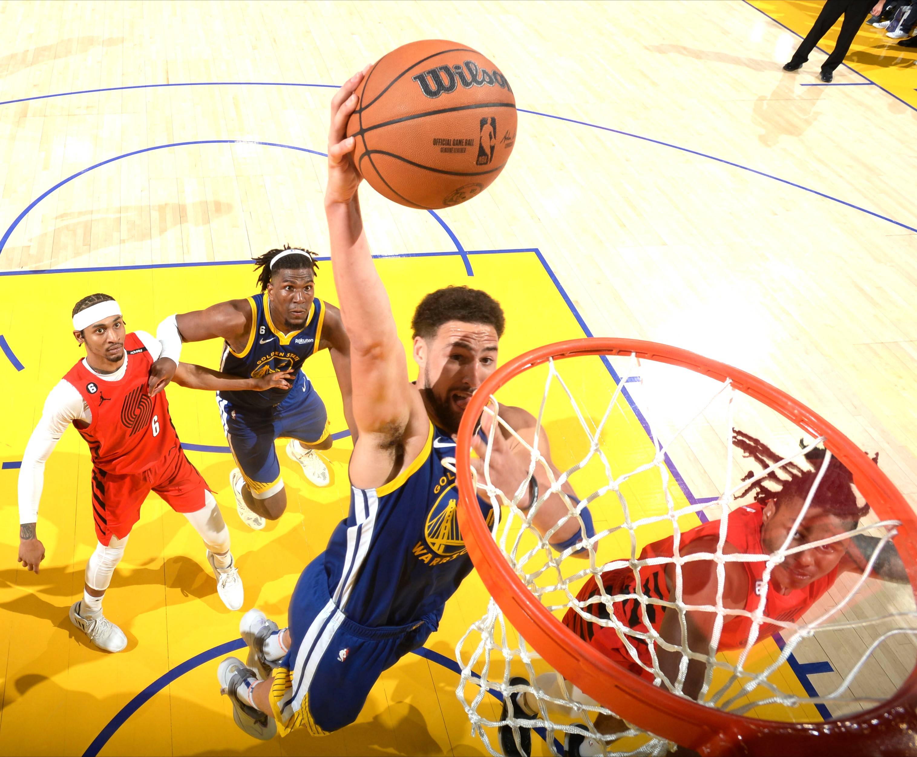 英格兰队险胜日本队，梁靖崑状态火热