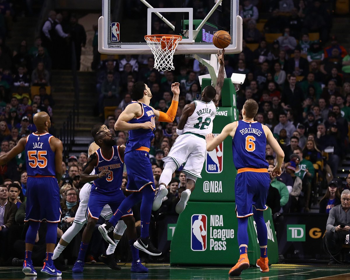 凯尔特人横扫独行侠，西蒙斯统治全场