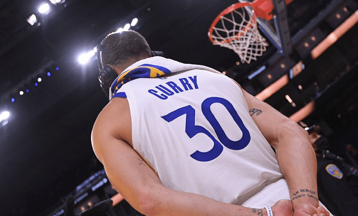 立陶宛男篮爆冷鹈鹕，汉密尔顿高光表现