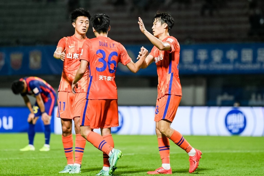 大将复出助球队获胜,跻身前八强 大将复出助球队获胜,跻身前八强