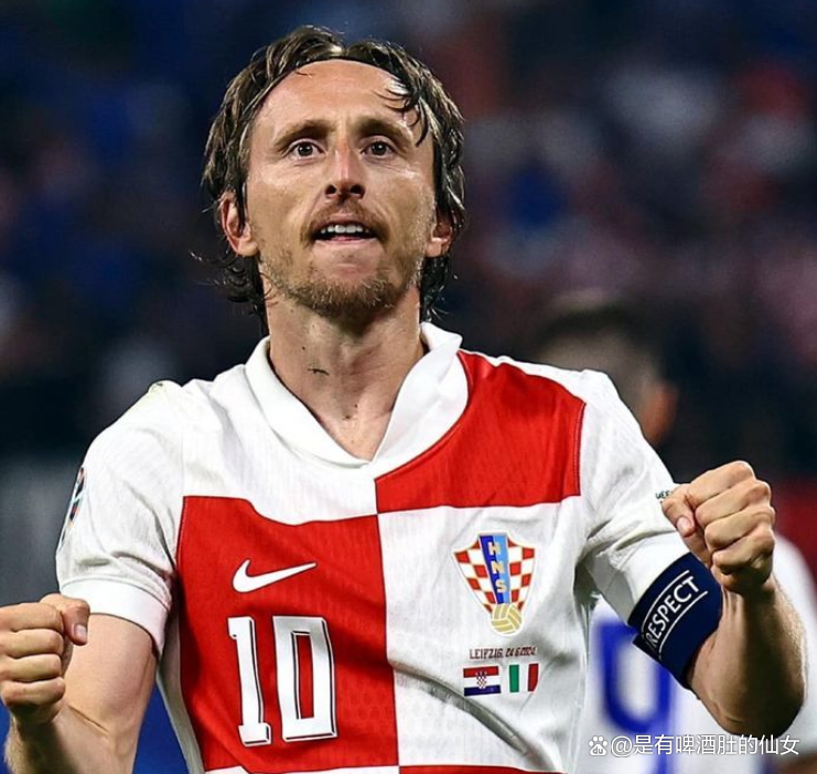 克罗地亚战胜对手，莫德里奇表现抢眼