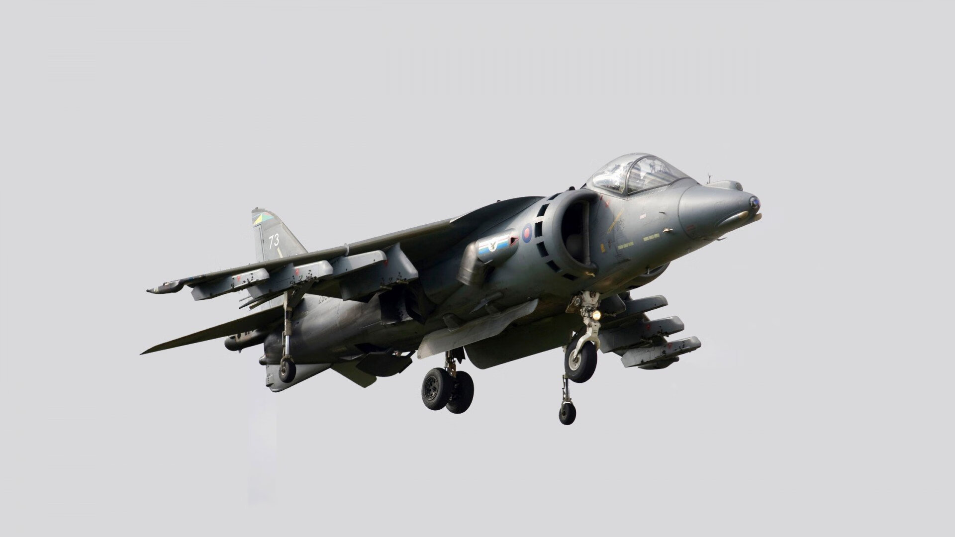 比利亚雷亚尔强势拿下皇家社会,阿劳霍成为关键先生