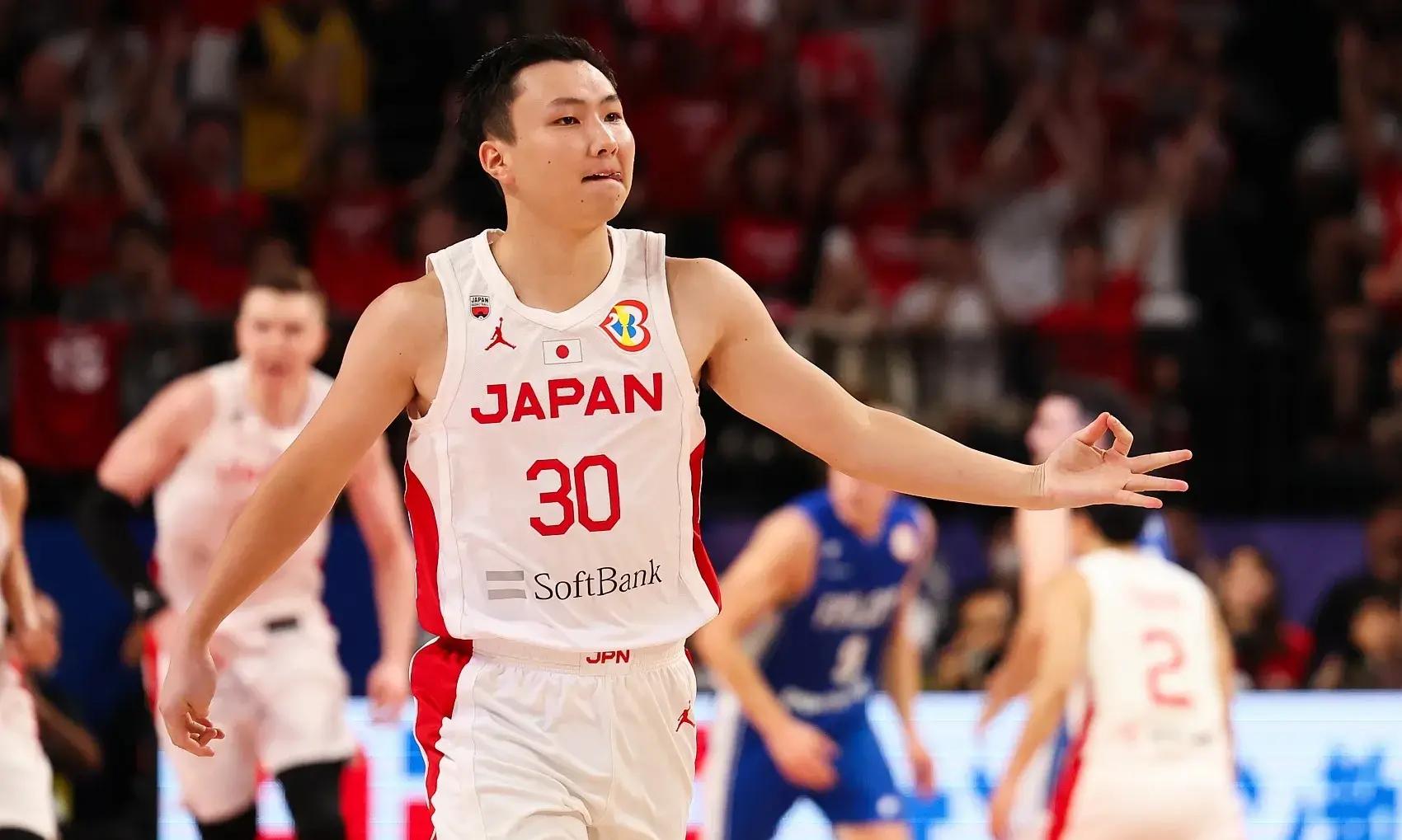 尼日利亚男篮以惊人表现跻身半决赛 尼日利亚男篮以惊人表现跻身半决赛