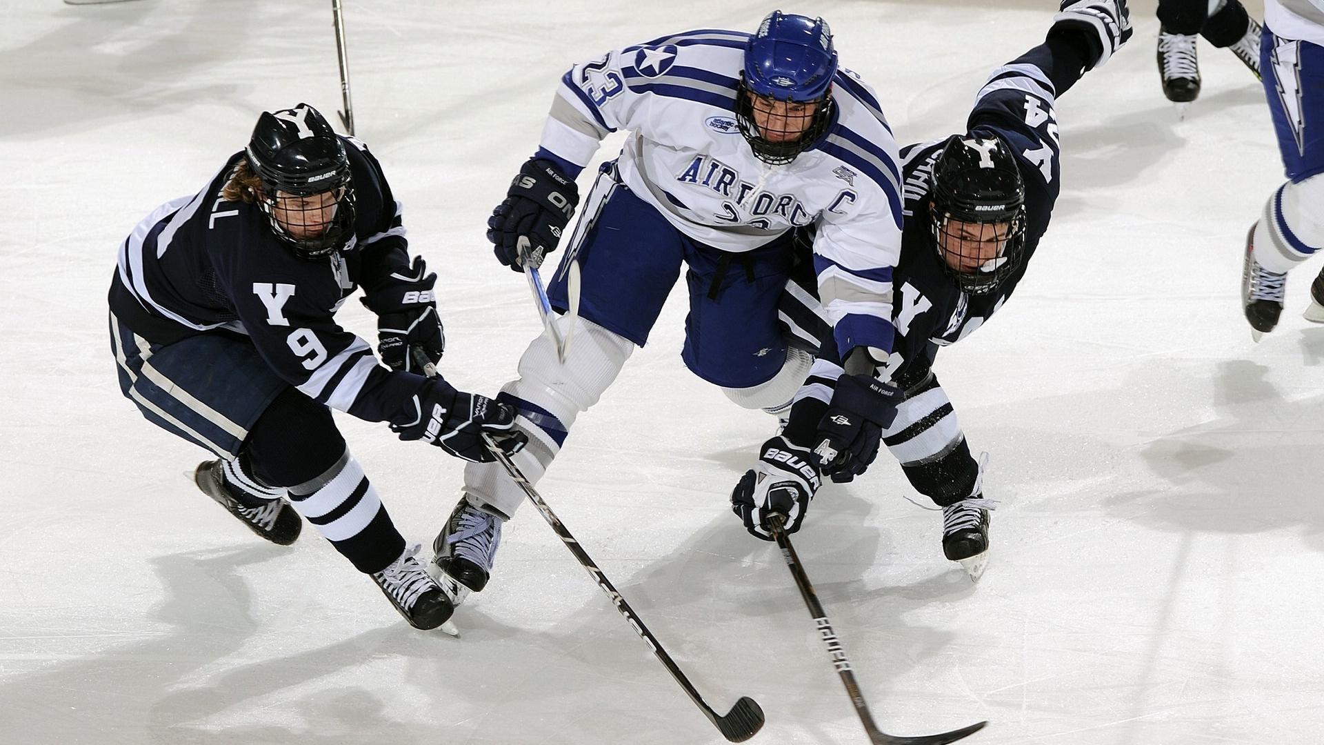 突尼斯强行终结阿尔及利亚,阿克如何成为改写历史的关键先生