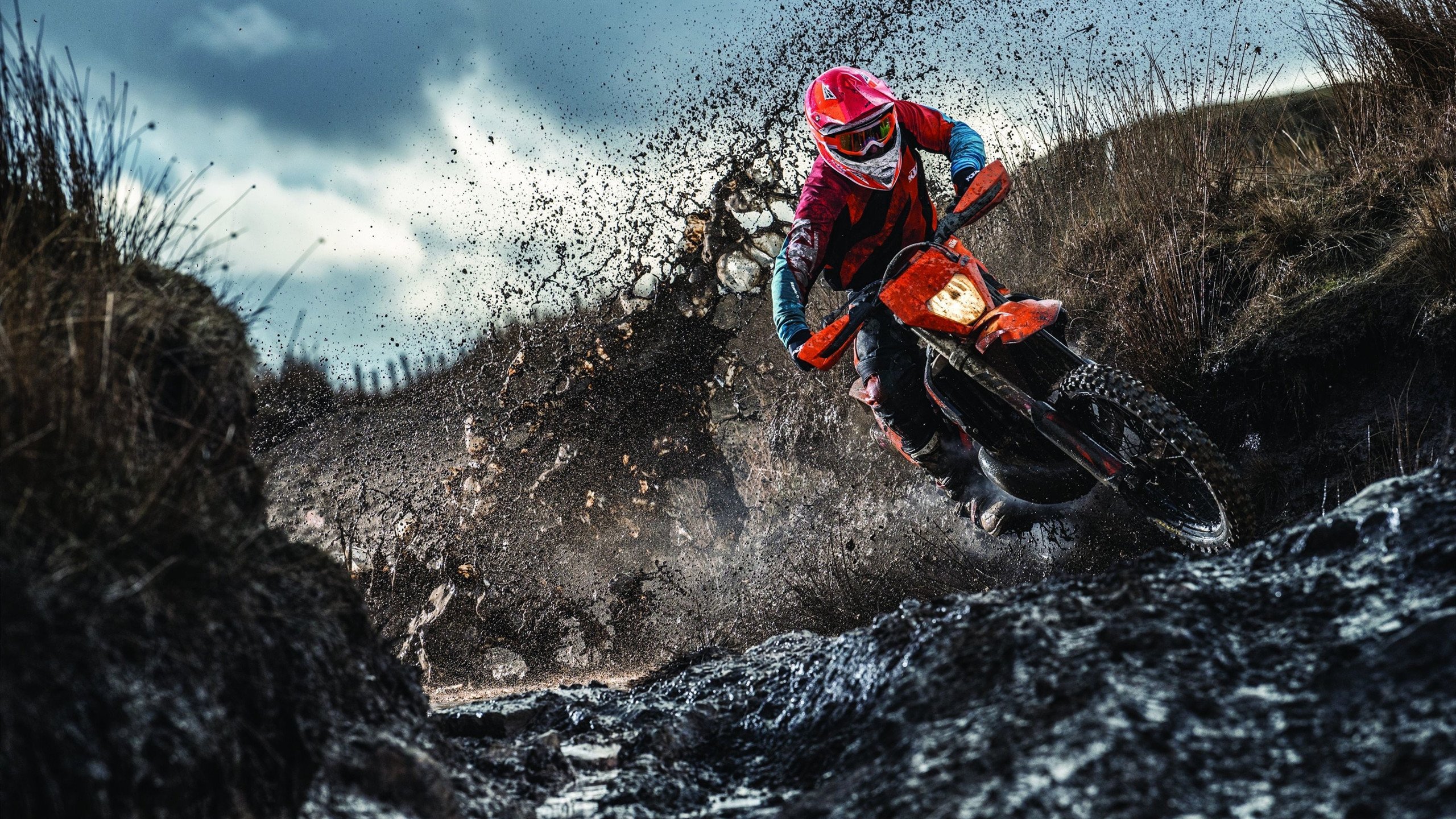 风暴之眼，布伦森在季后赛之夜的关键节点狂飙