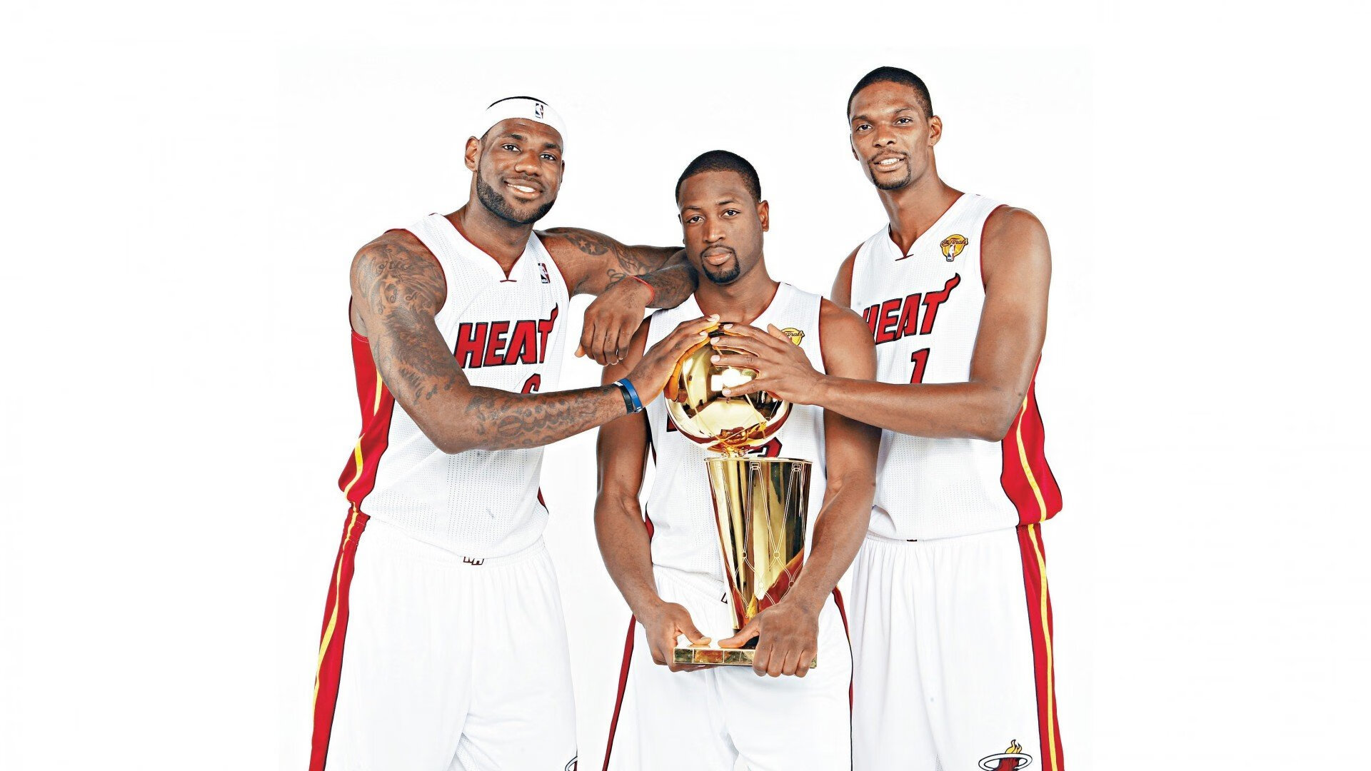 绿茵场上的加时绝杀，篮球思维如何点燃足球传奇？从NBA季后赛焦点战解读利物浦险胜里昂