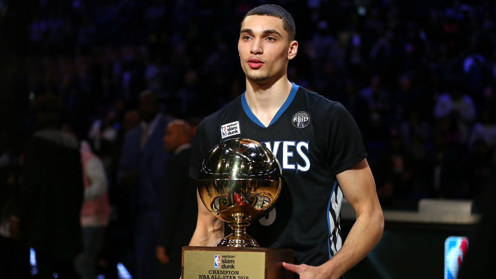 潜艇沉没的卡萨布兰卡，当梅西用左脚，为一场不存在的史诗画押